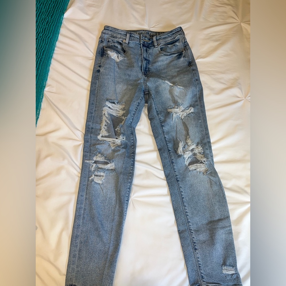 High wasted ripped mom jeans